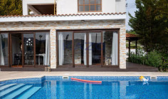 Four bedroom pool house for sale in Laneia, Limassol 