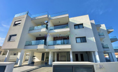2 bedroom apartment for rent Parekklisia Limassol 