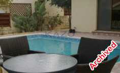 Spacious four bedroom bungalow with pool in Parekklisia 