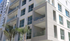 Sea view 4-bedroom penthouse for sale in Neapolis, 80m from beach 