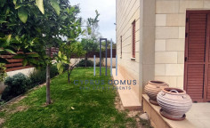 Spacious 6 bedroom villa with sea view with swimming pool for sale in paniotis area 