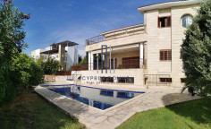 Spacious 6 bedroom villa with sea view with swimming pool for sale in paniotis area 