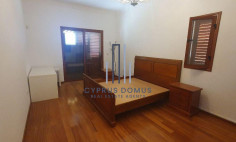 Spacious 6 bedroom villa with sea view with swimming pool for sale in paniotis area 