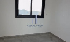 Spacious penthouse apartment with three bedrooms in Linopetra 