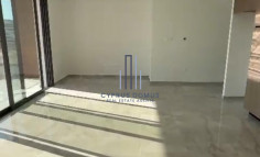 Spacious penthouse apartment with three bedrooms in Linopetra 