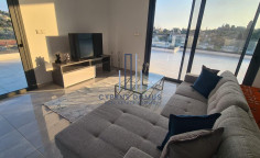 New modern penthouse in Parekklisia 