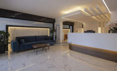 Commercial building for sale in Neapolis area 