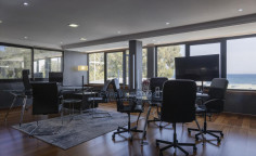 Commercial building for sale in Neapolis area 