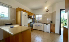 Beachfront maisonette for rent in Parekklisia Tourist Area 