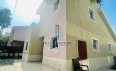Beachfront maisonette for rent in Parekklisia Tourist Area 