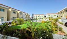 New townhouse with swimming pool for sale in Erimi area 