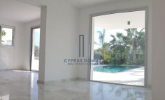 Luxury villa with swimming pool for sale in germasigeia Tourist Area 