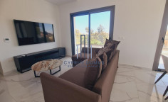 Brand bew apartment for rent in Zakaki area 
