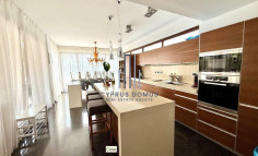 Luxury villa with swimming pool for rent in Parekklisia Tourist Area 