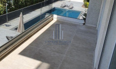Modern 3 bedroom apartment with title deed in Pyrgos 