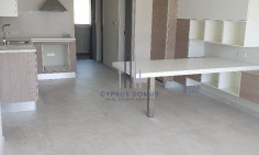 Modern 3 bedroom apartment with title deed in Pyrgos 