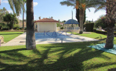 Spacious five bedroom villa in green Pyrgos area 