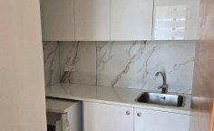 Commercial to rent in Agioi Omologites