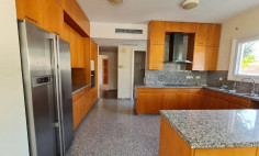 5 bedrooms house to rent in Engomi