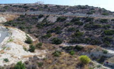 Prime 5,603 m&sup2; development land with permits for 6 luxury villas in Agios Tychonas , Limassol