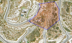 Prime 5,603 m&sup2; development land with permits for 6 luxury villas in Agios Tychonas , Limassol