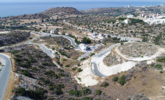Prime 5,603 m&sup2; development land with permits for 6 luxury villas in Agios Tychonas , Limassol