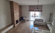 4 bedrooms house for sale in Aglantzia