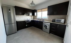 Seafront apartment in vibrant Chrysopolitissa area 