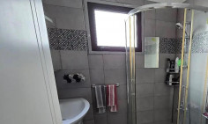 Spacious 2 beds apartment for sale in Acropolis