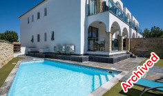 Large 2 bedrooms apartment with swimming pool for sale in Latsi