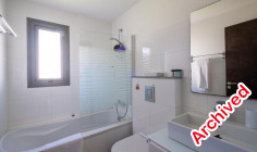 Spacious 2 bedrooms apartment with swimming pool for sale in Latsi