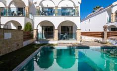 2-bedroom apartment with swimming pool in Latchi, Paphos 