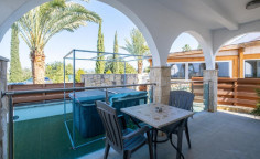 1 bed apartment with swimming pool for sale in Latsi