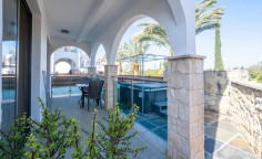 1 bed apartment with swimming pool for sale in Latsi