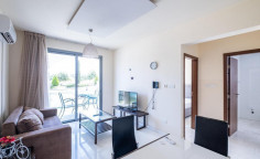 Beautiful 1 bedrooms apartment with swimming pool for sale in Latsi