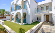 Beautiful 1 bedrooms apartment with swimming pool for sale in Latsi