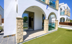Beautiful 1 bedrooms apartment with swimming pool for sale in Latsi