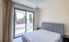 Beautiful 1 bedrooms apartment with swimming pool for sale in Latsi