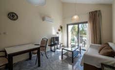 Large 1 bedrooms apartment with swimming pool for sale in Latsi