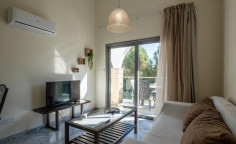 Large 1 bedrooms apartment with swimming pool for sale in Latsi