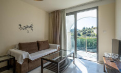 1-bedroom apartment in Latchi, Paphos 