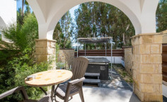 Studio apartment with jacuzzi in Latchi, Paphos 