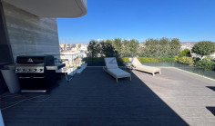 Modern penthouse with sea view in Mesa Geitonia 