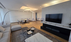 Modern penthouse with sea view in Mesa Geitonia 