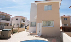 Spacious 3 bedroom house to rent in Paralimni