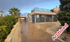 Three bedroom house in sunny Pissouri village 