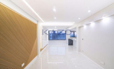Spacious unfurnished three bedroom apartment in Agios Nektarios 