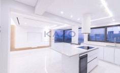 Spacious unfurnished three bedroom apartment in Agios Nektarios 