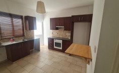 Large 2 bedroom house for sale in Paralimni