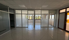 Spacious office for rent in Agios Athanasios 